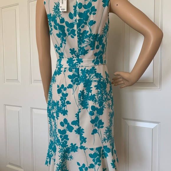 The Limited NWT Floral Dress Size 0. - Picture 3 of 4